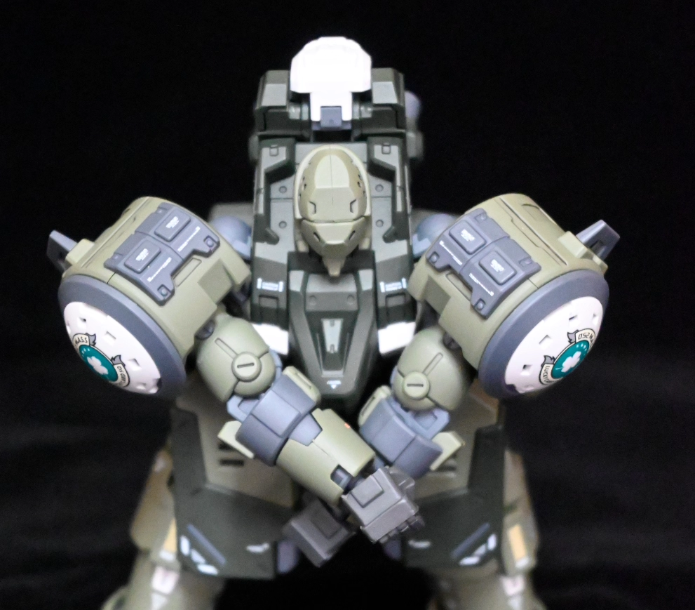Sheik Mainland Ultra Action Trooper ZA-08 Zarov 1/144 Jungle Green Model Kit
