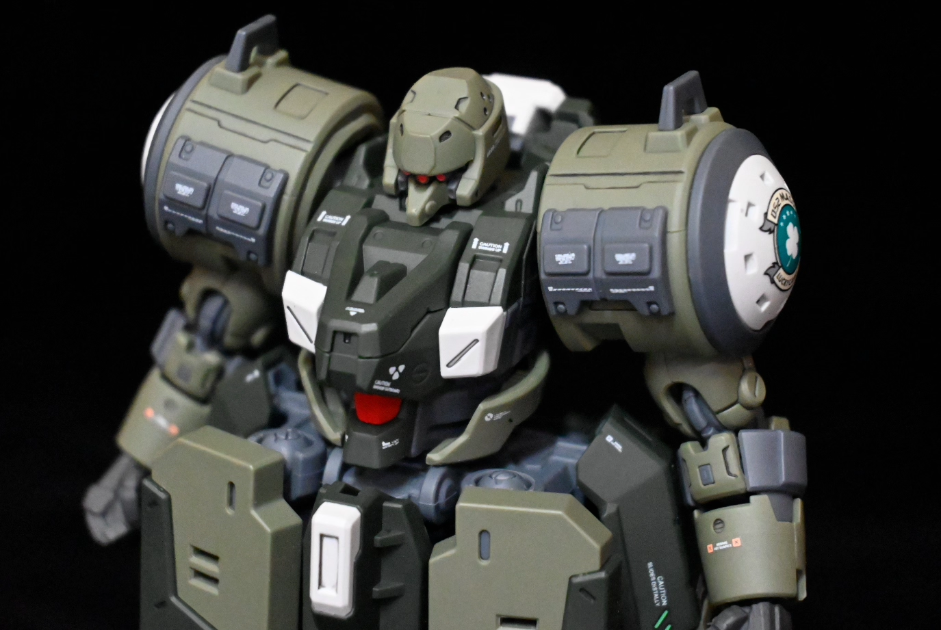 Sheik Mainland Ultra Action Trooper ZA-08 Zarov 1/144 Jungle Green Model Kit