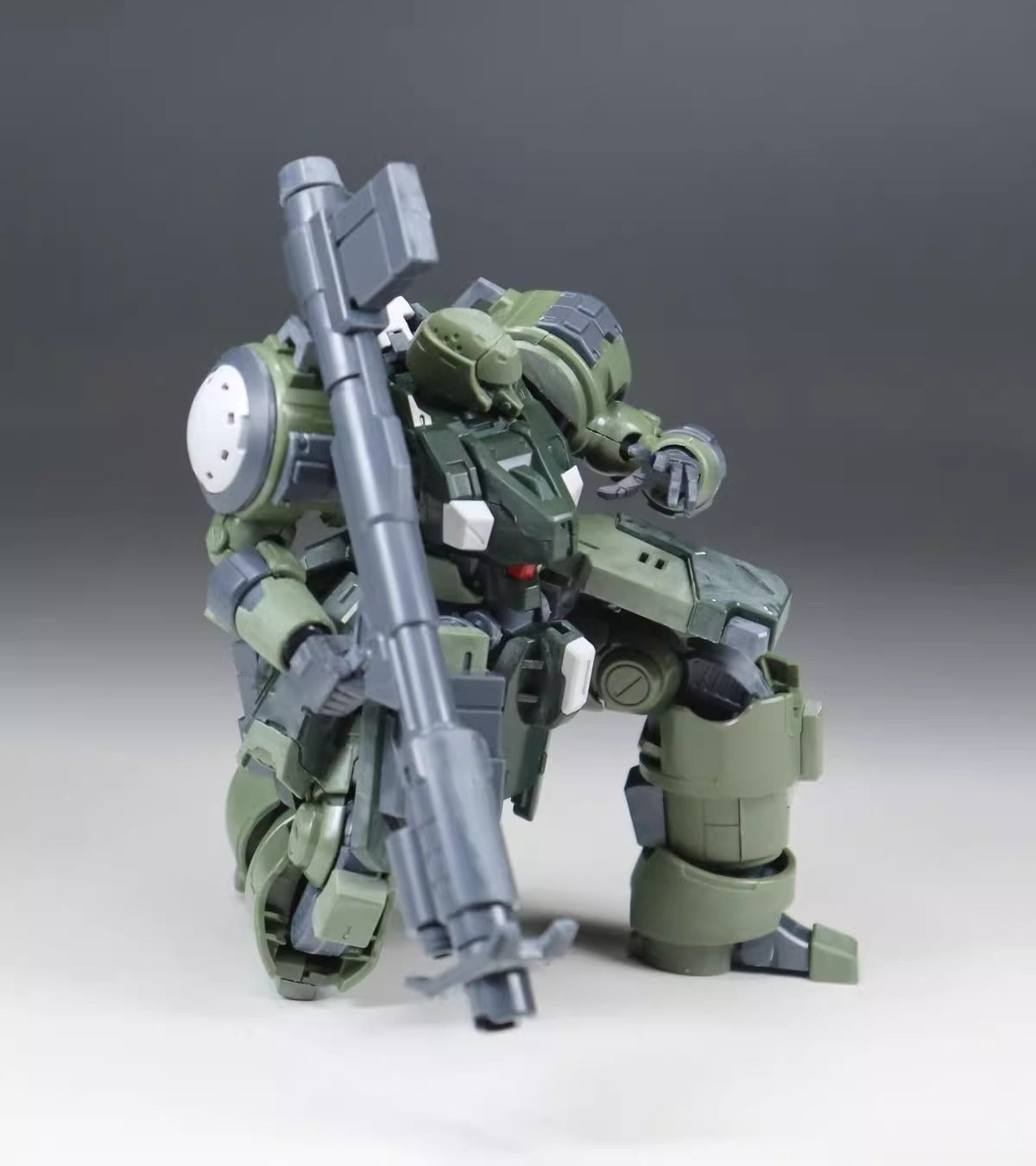Sheik Mainland Ultra Action Trooper ZA-08 Zarov 1/144 Jungle Green Model Kit